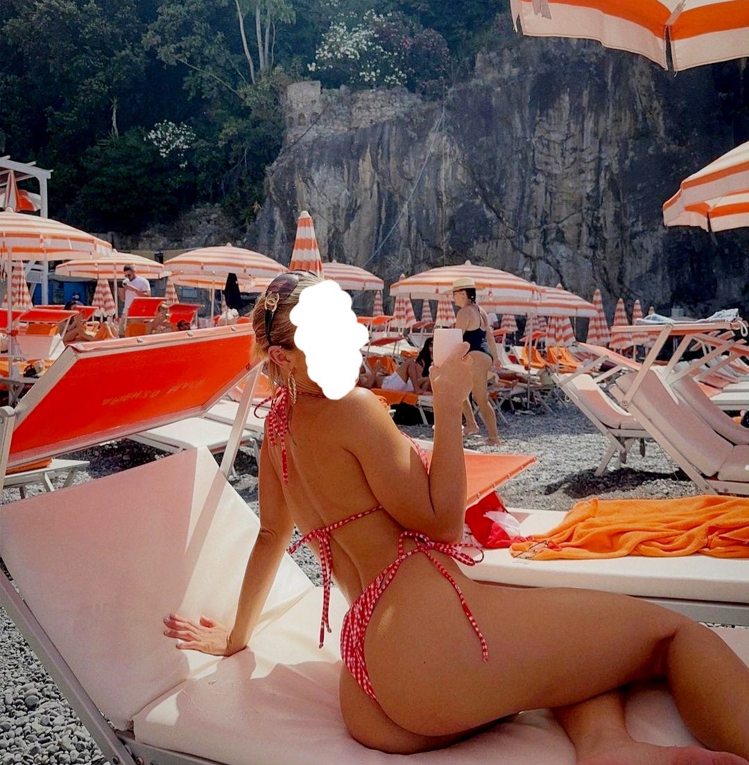 Anastasia (093)600-61-31