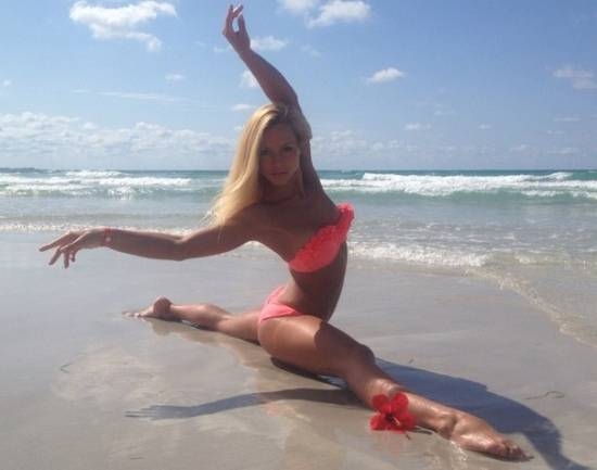 Камила +38(097)067-5769